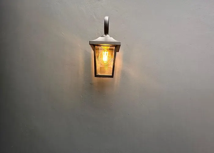 Azor International Hostel *