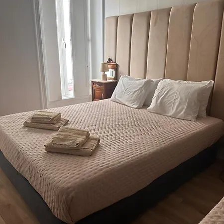 Azor International Hostel